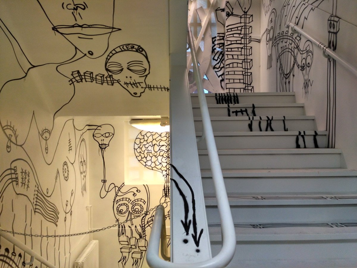 Dysfunctional Spaces: Parisian Art Without&nbsp;Grace